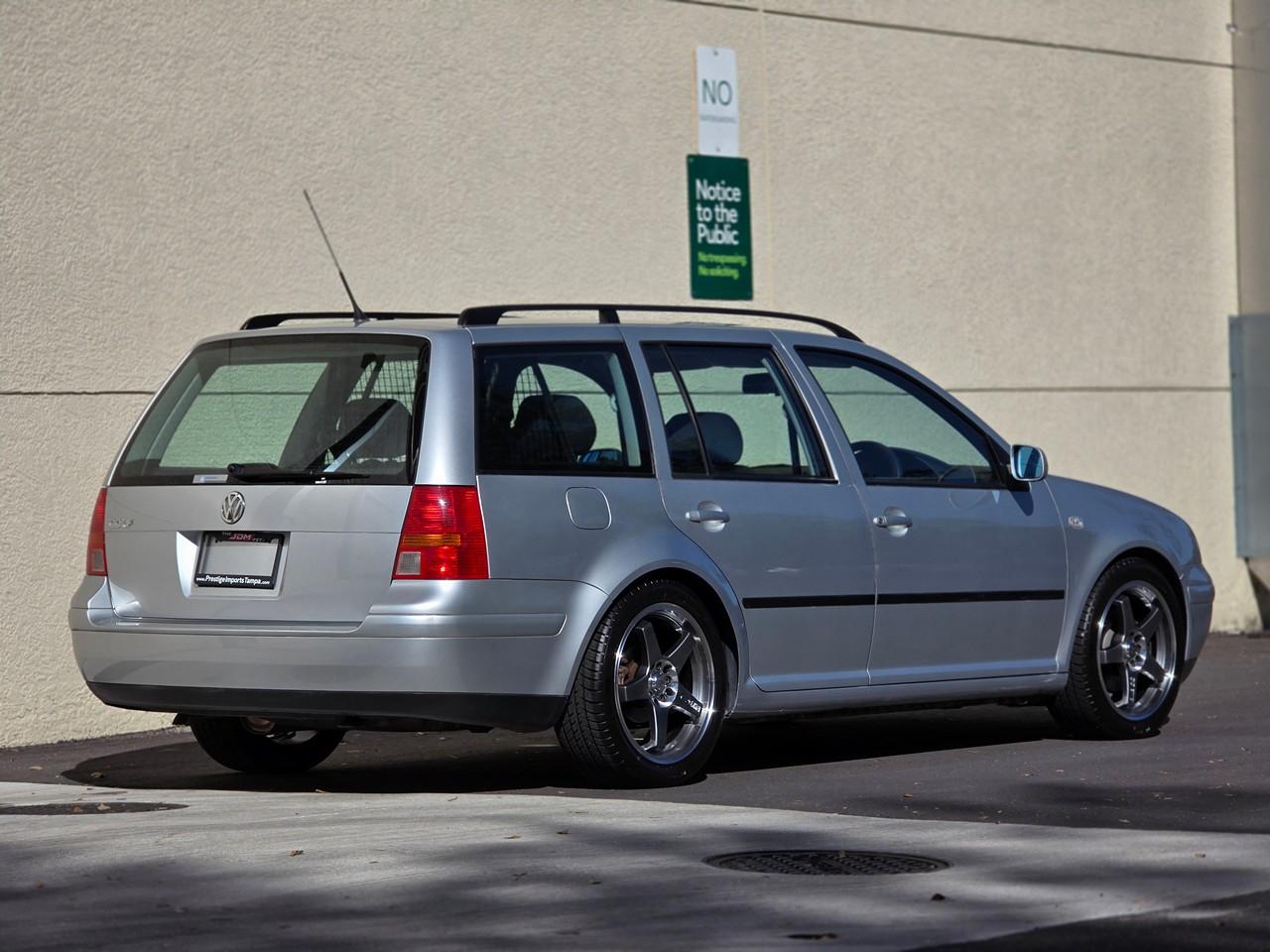 Volkswagen Golf  2000