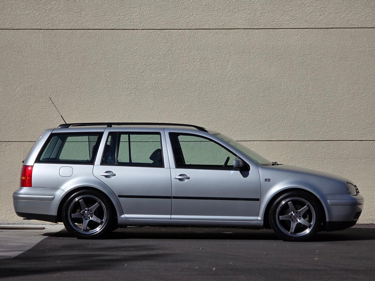 Volkswagen Golf  2000