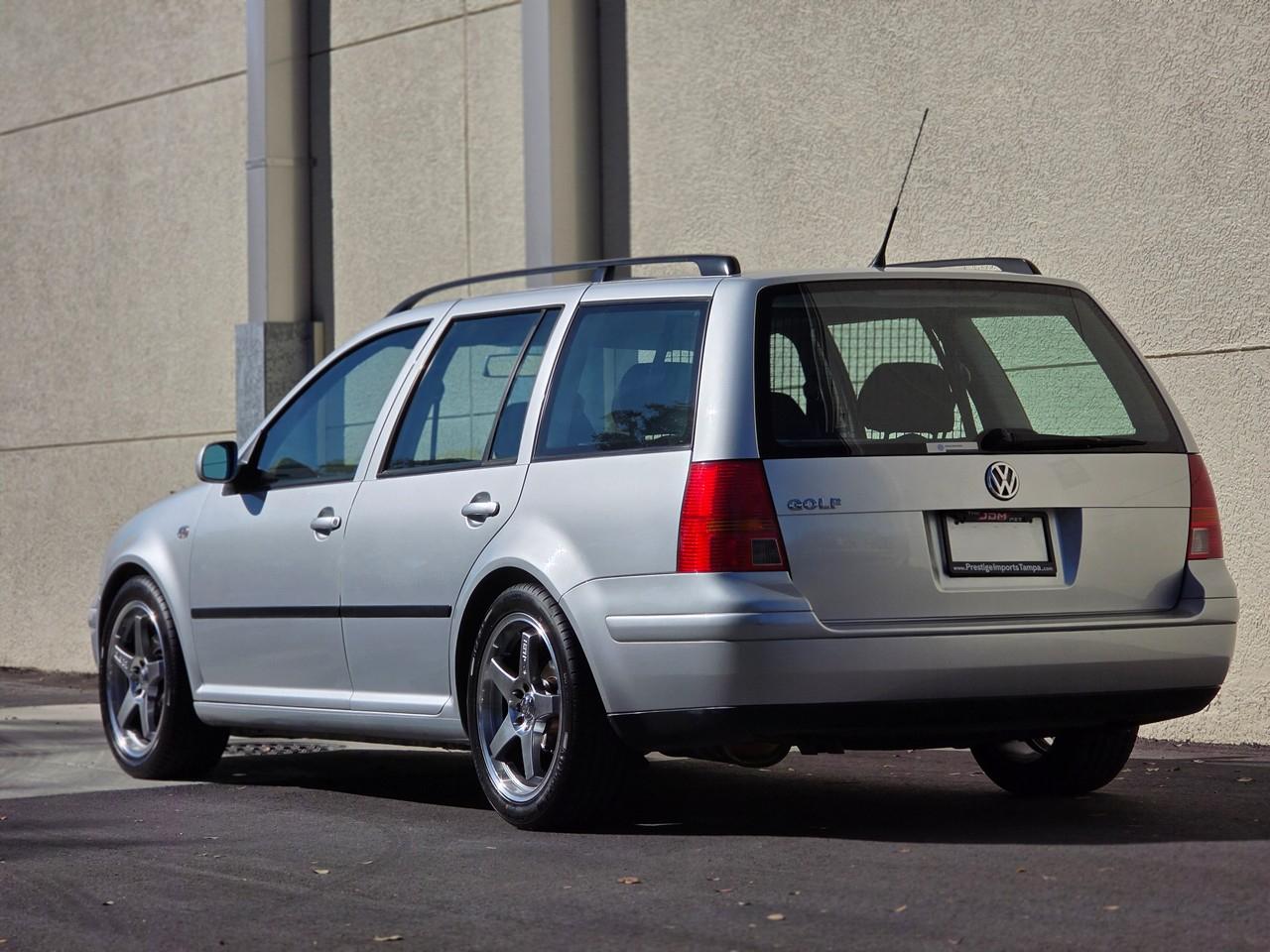 Volkswagen Golf  2000