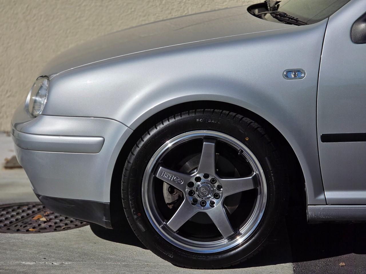 Volkswagen Golf  2000