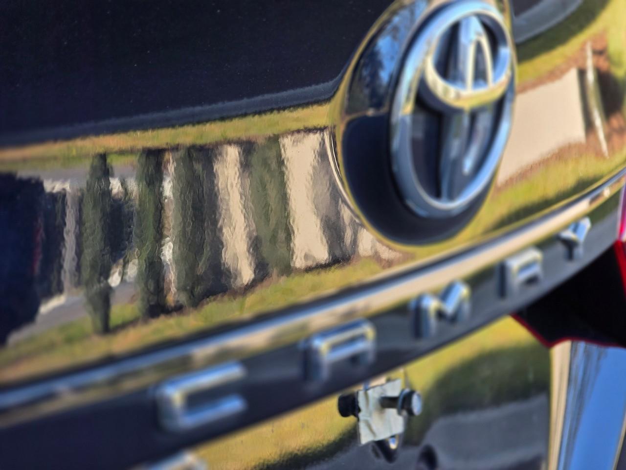 Toyota Camry SE 2020