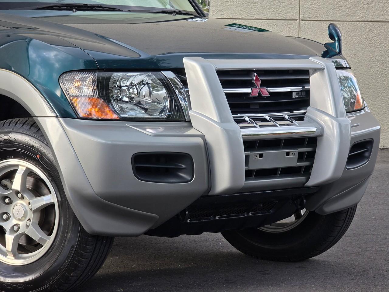 Mitsubishi Pajero  1999