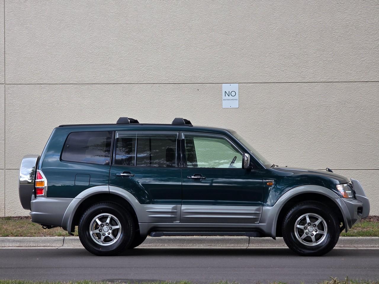 Mitsubishi Pajero  1999