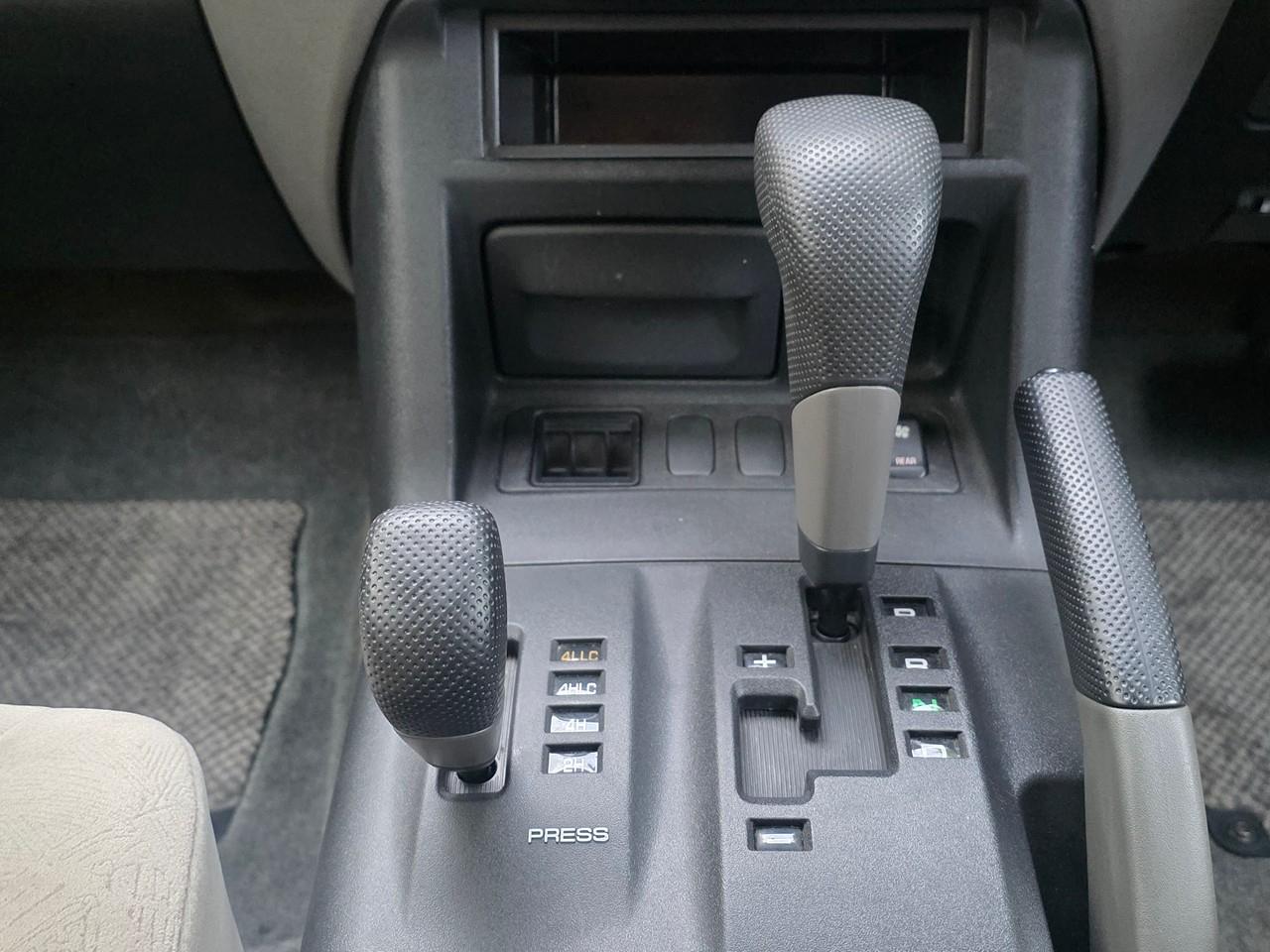 Mitsubishi Pajero  1999
