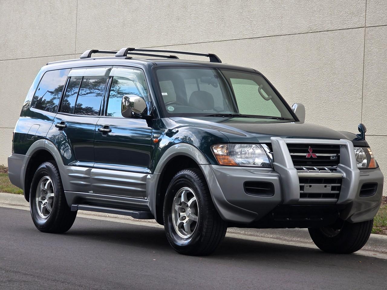 Mitsubishi Pajero  1999