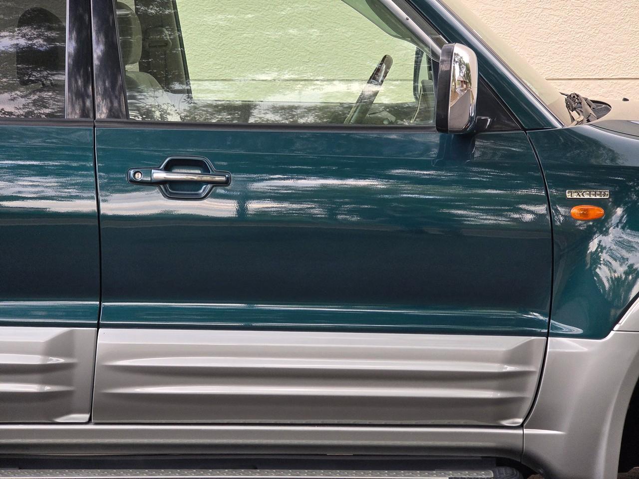 Mitsubishi Pajero  1999