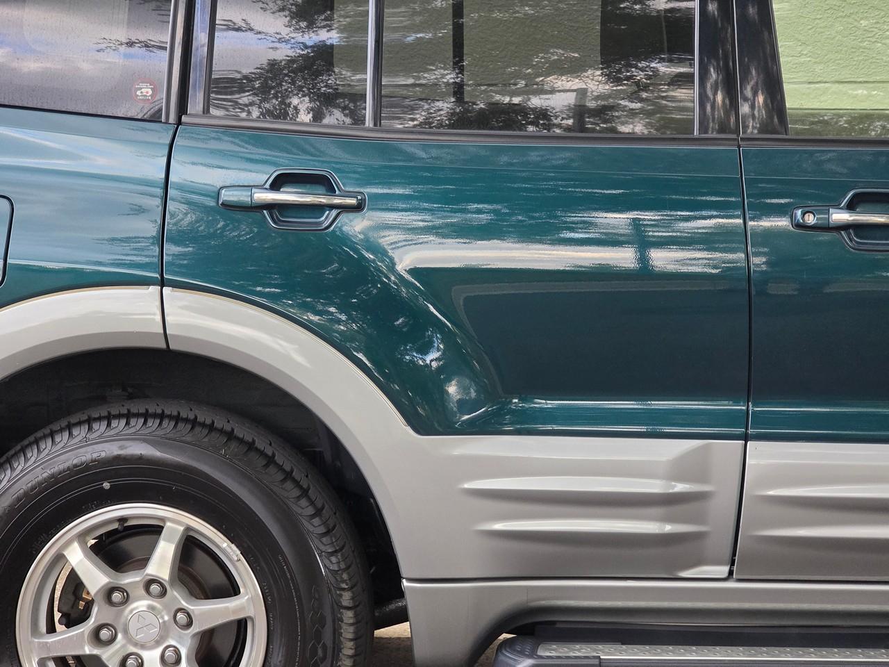 Mitsubishi Pajero  1999