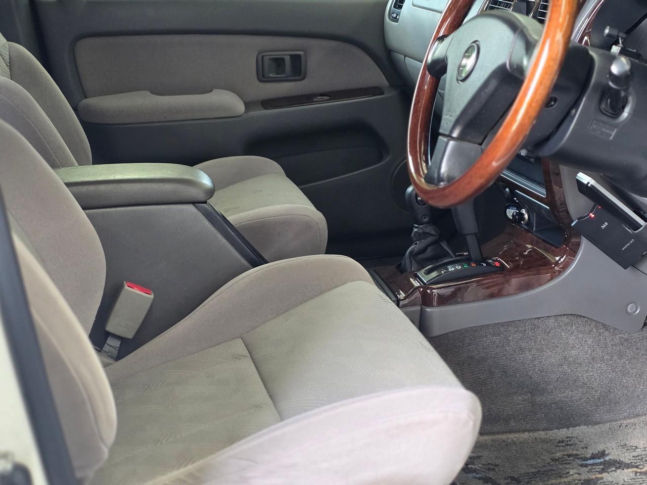 Toyota Hilux Surf  2001