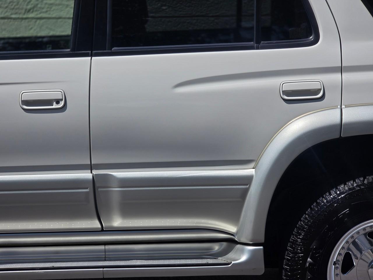 Toyota Hilux Surf  2001