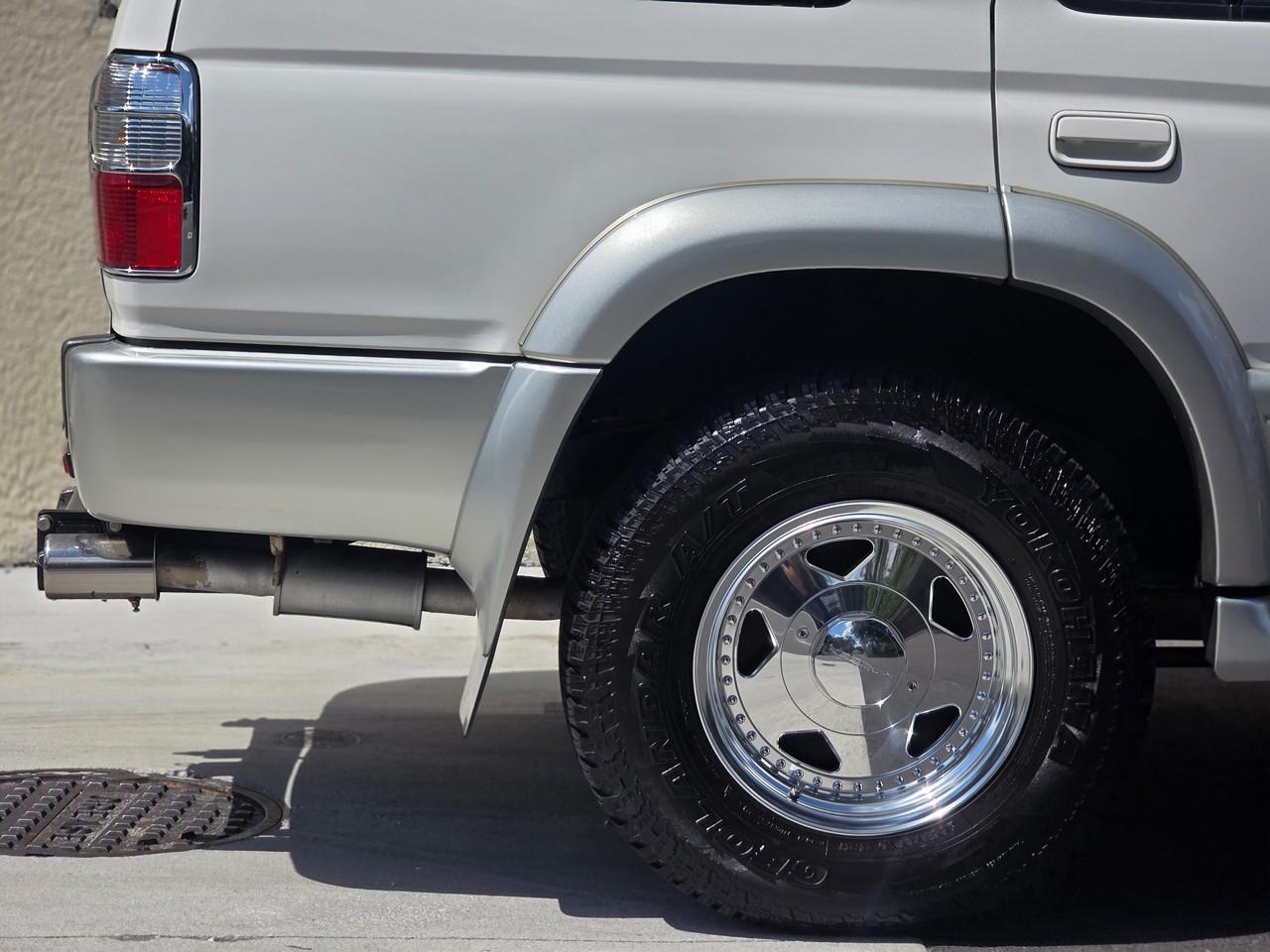 Toyota Hilux Surf  2001