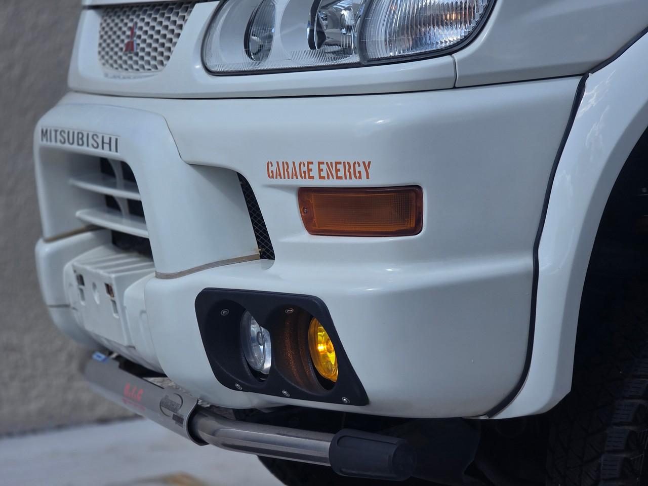 Mitsubishi Delica L400 Space Gear  2000