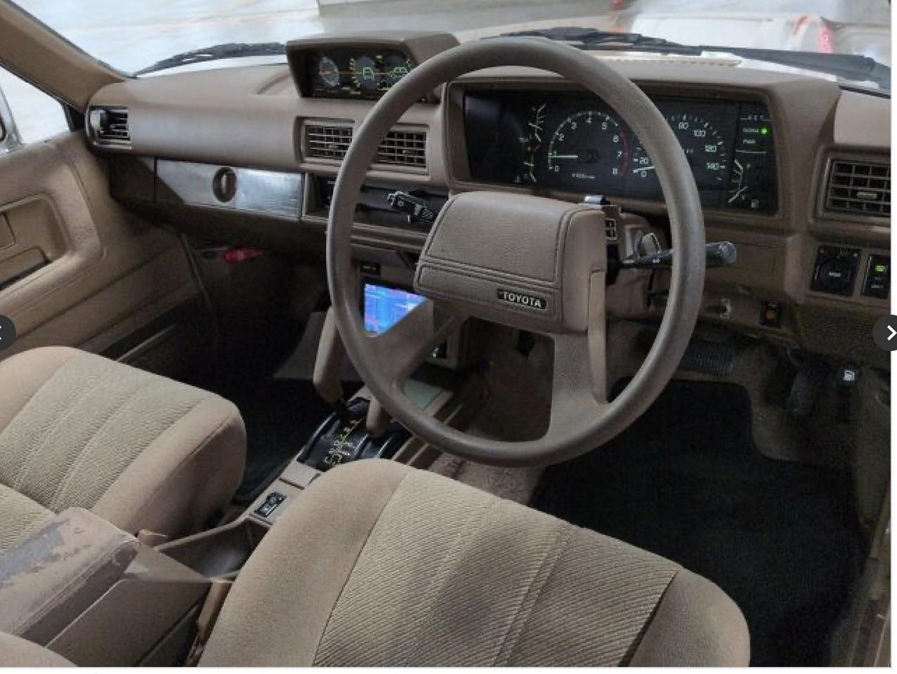 Toyota Hilux Surf  1987