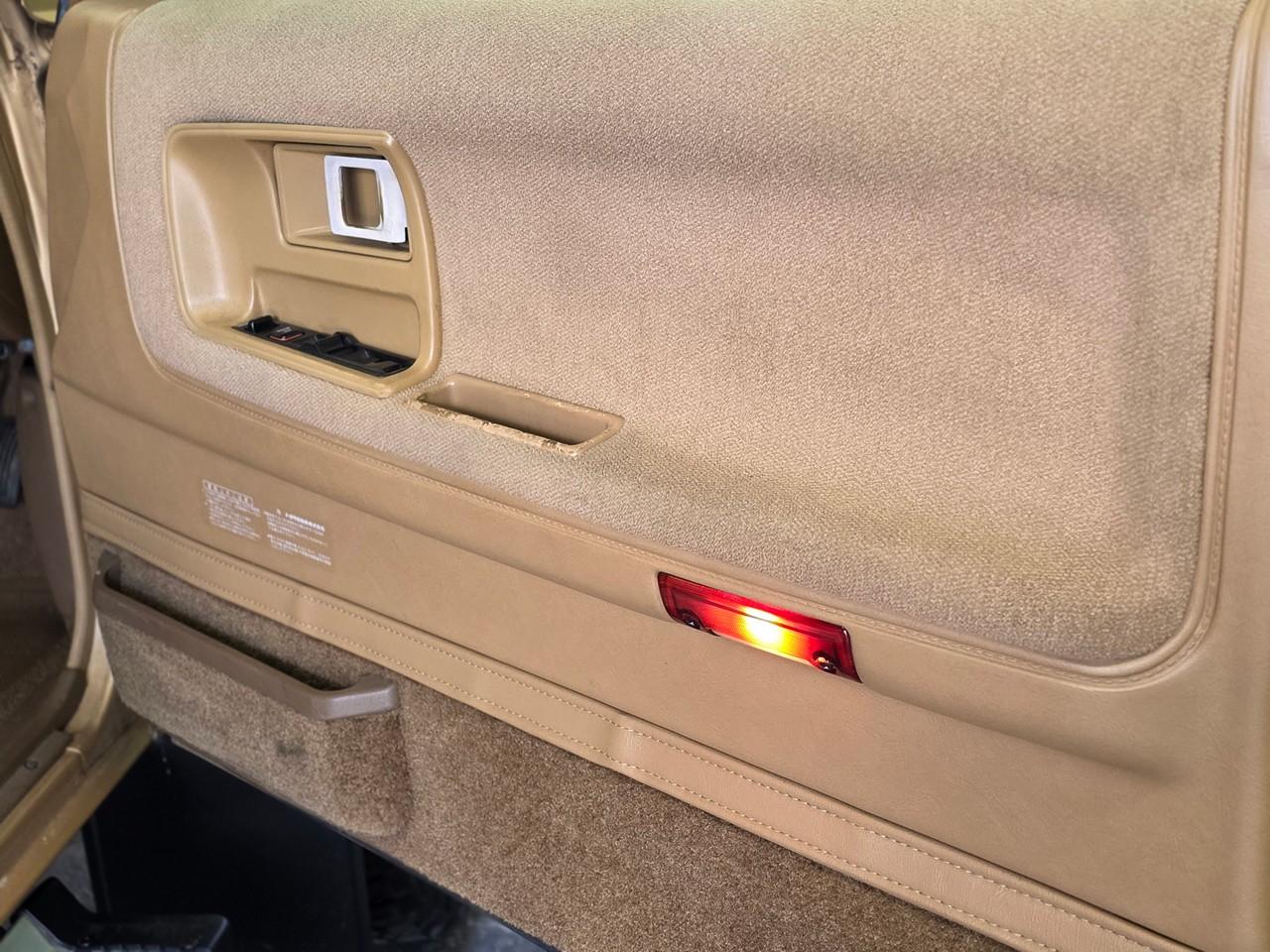 Toyota Hilux Surf  1987
