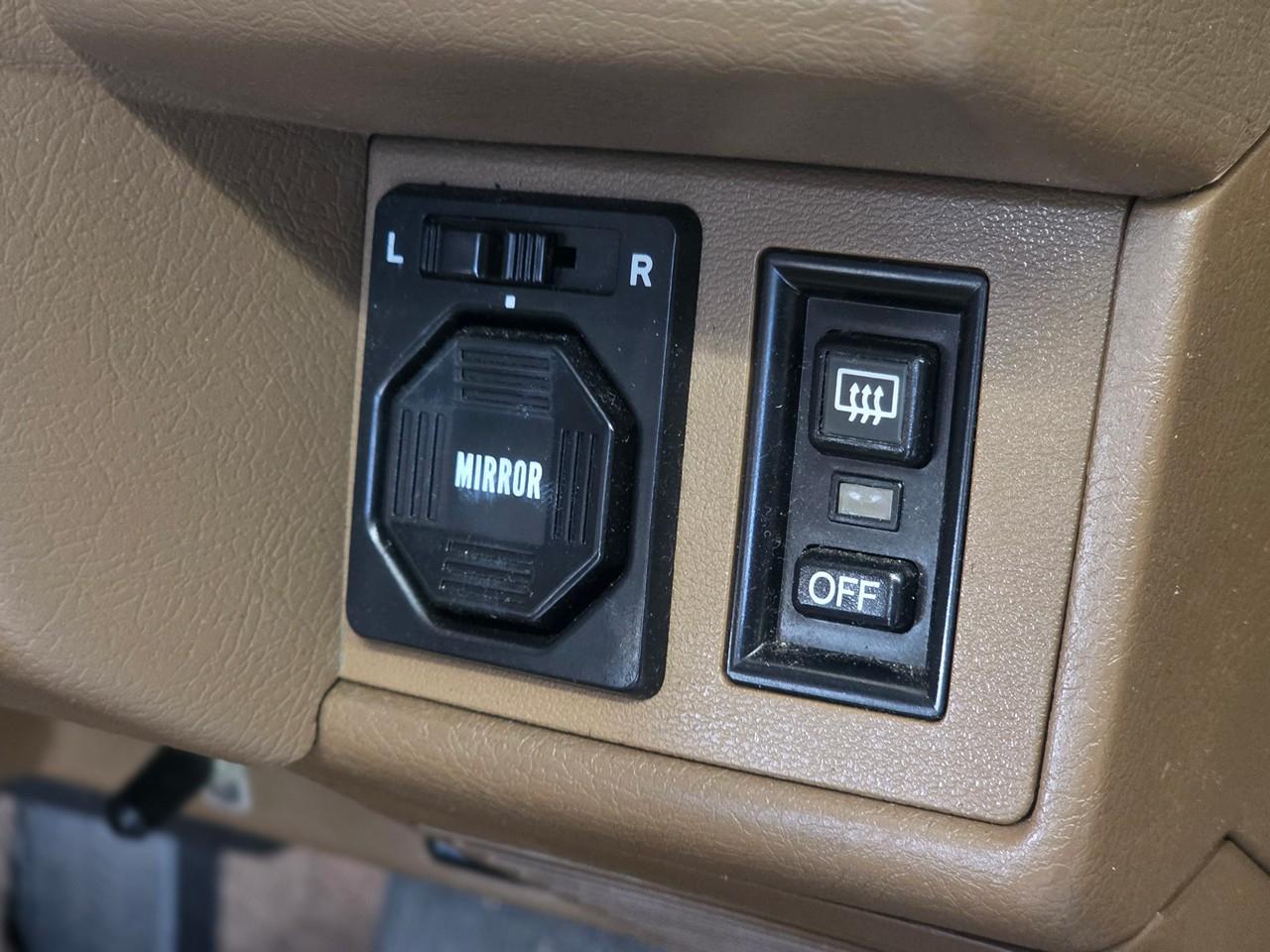 Toyota Hilux Surf  1987