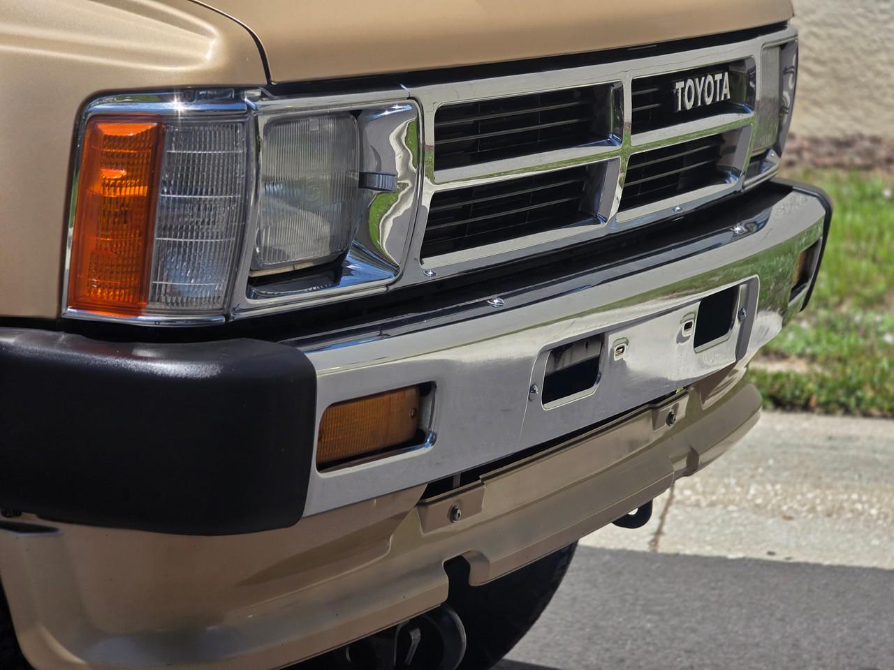 Toyota Hilux Surf  1987