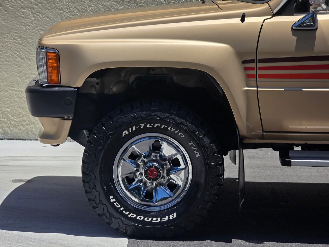 Toyota Hilux Surf  1987