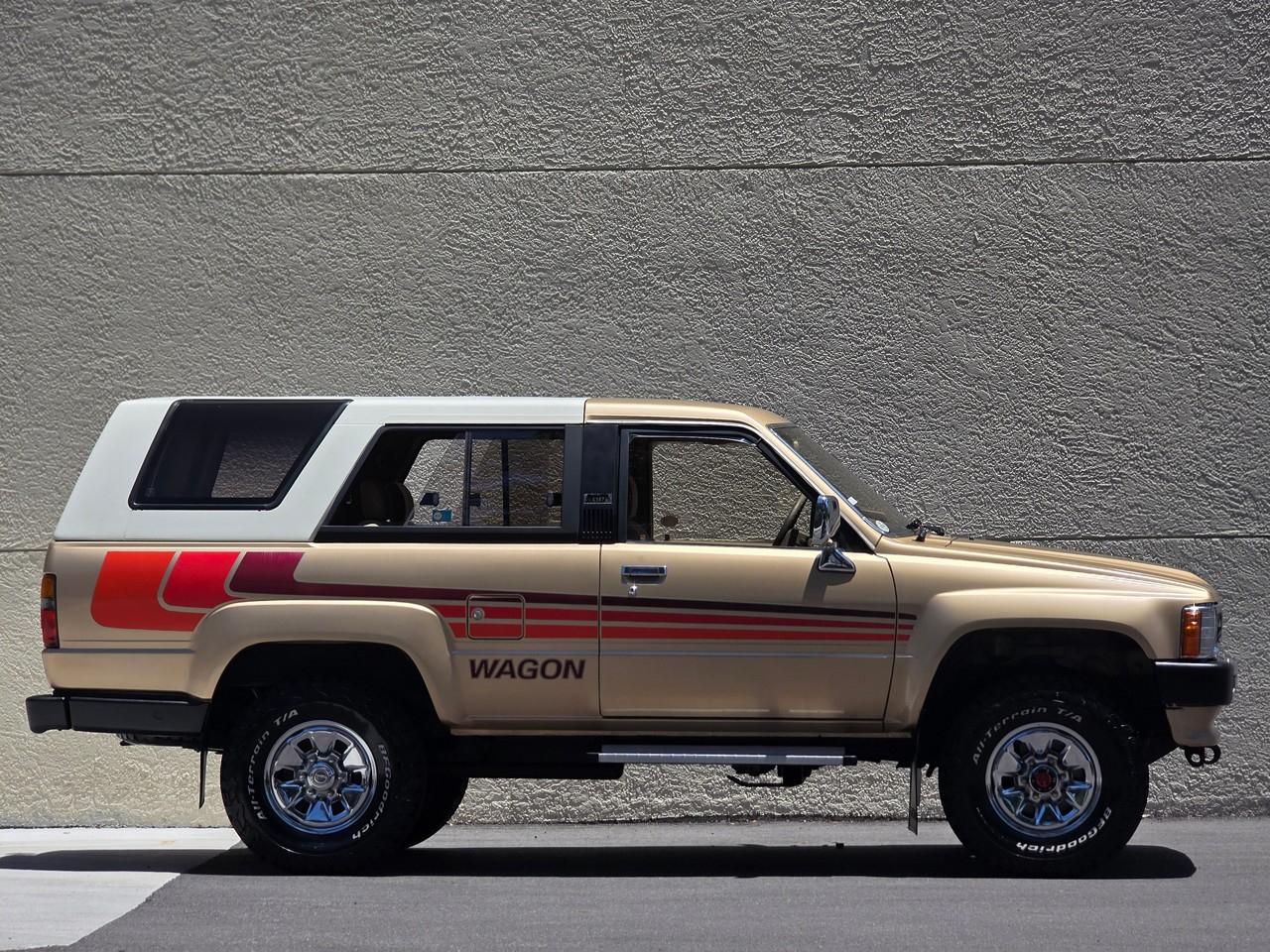 Toyota Hilux Surf  1987