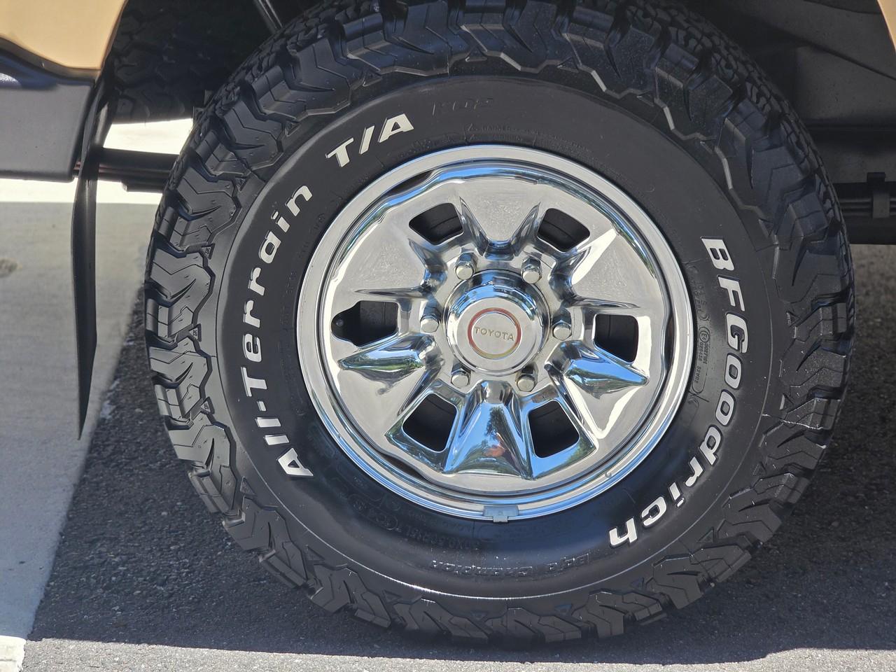 Toyota Hilux Surf  1987