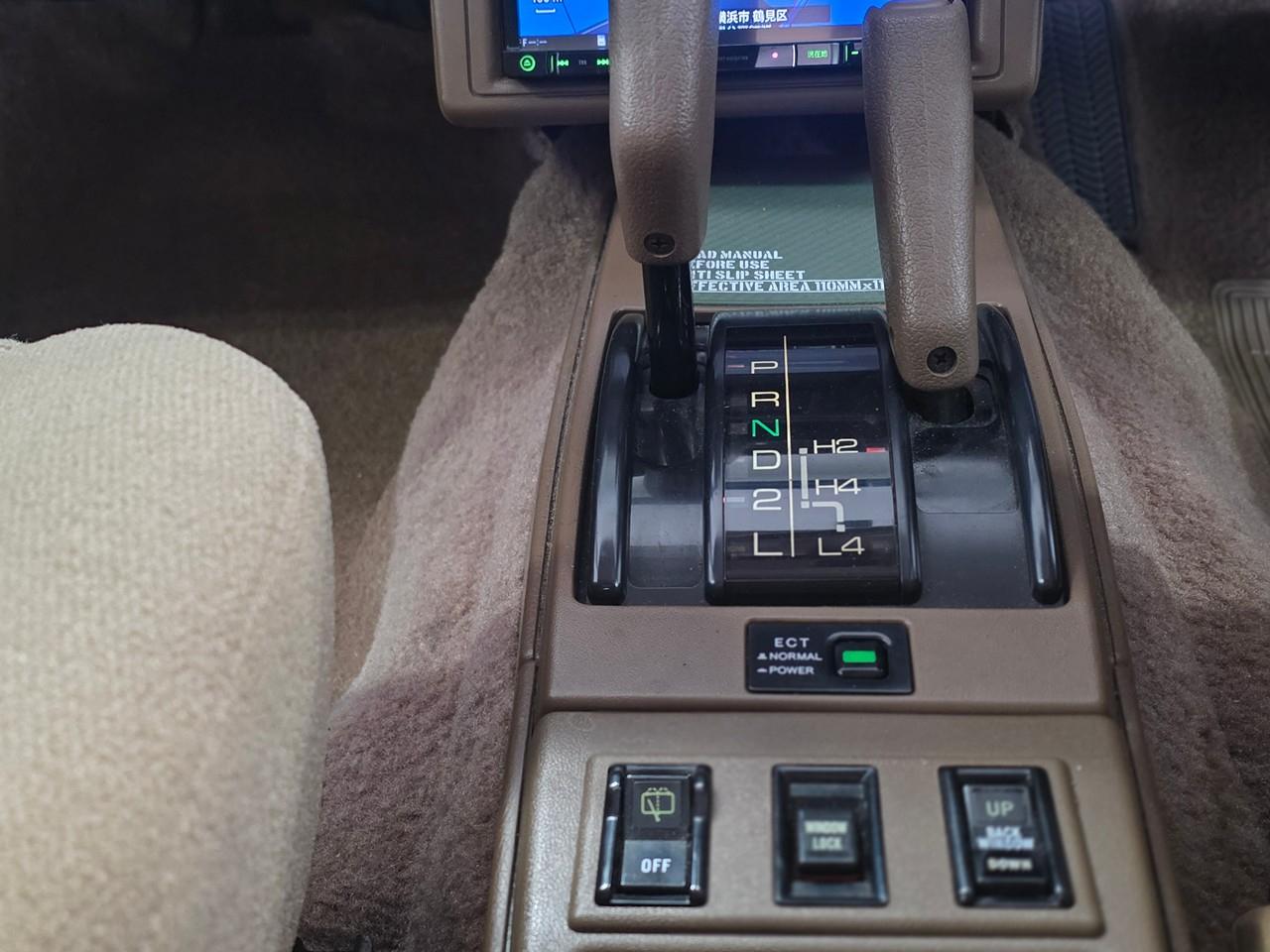Toyota Hilux Surf  1987
