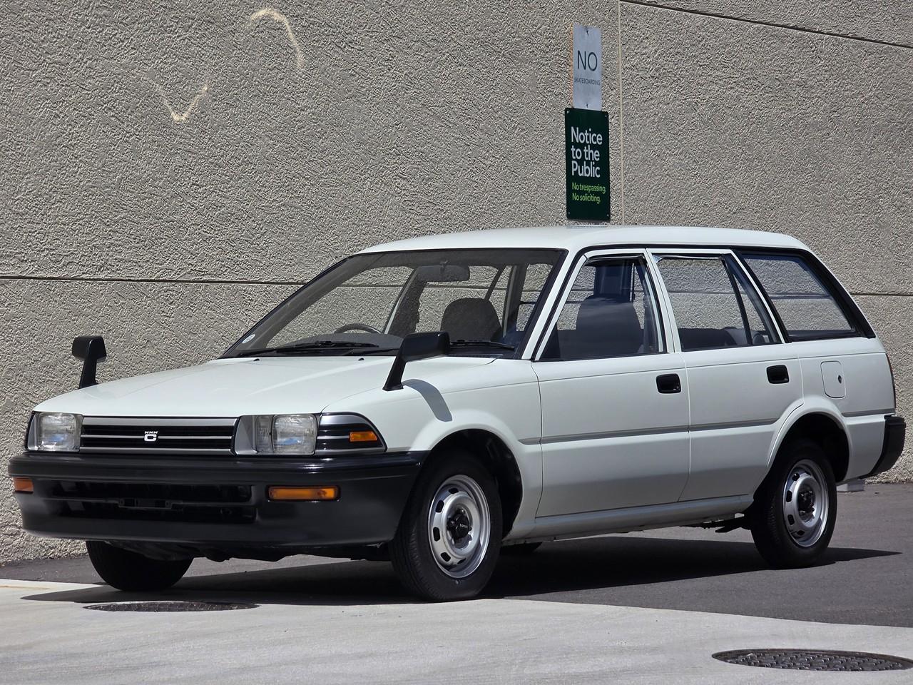 Toyota Corolla Wagon  1990