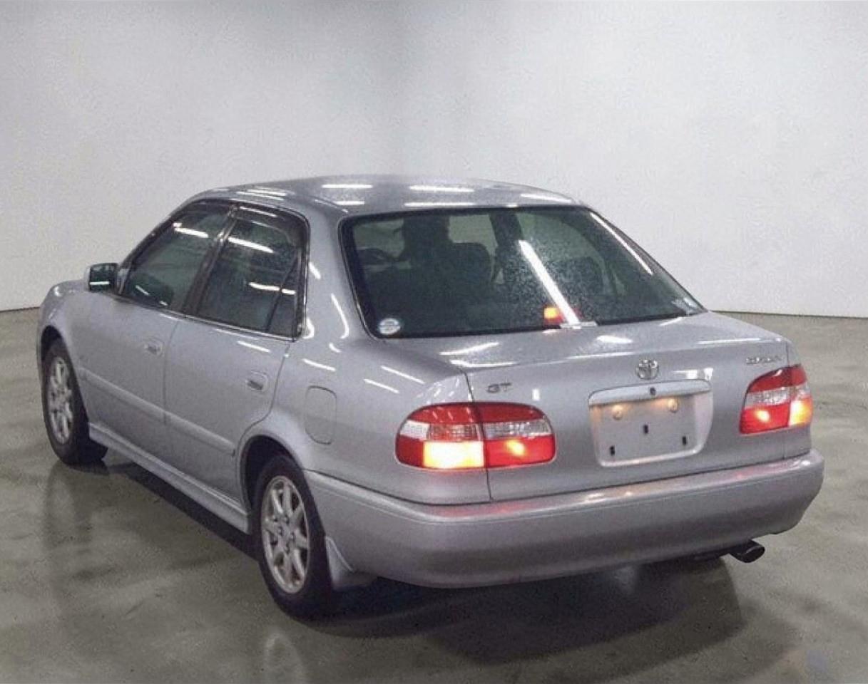 Toyota Corolla  1999