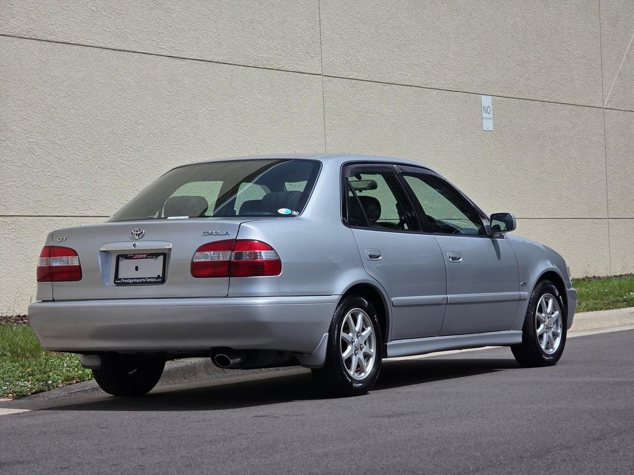 Toyota Corolla  1999