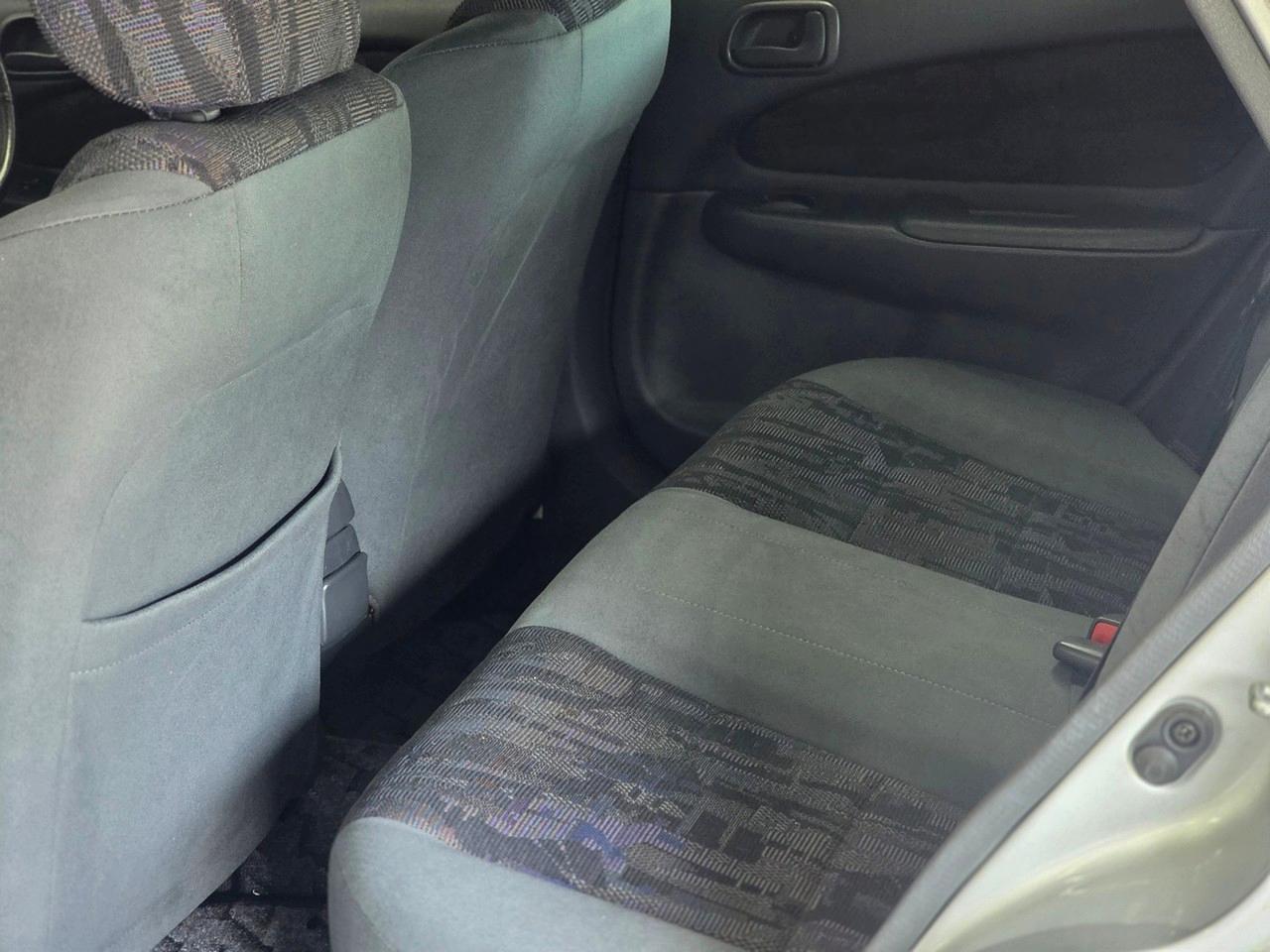 Toyota Corolla  1999