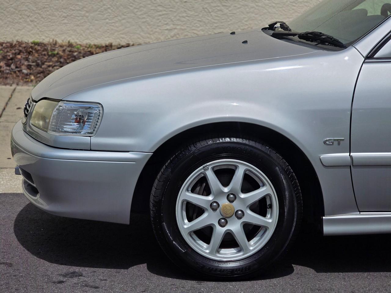 Toyota Corolla  1999