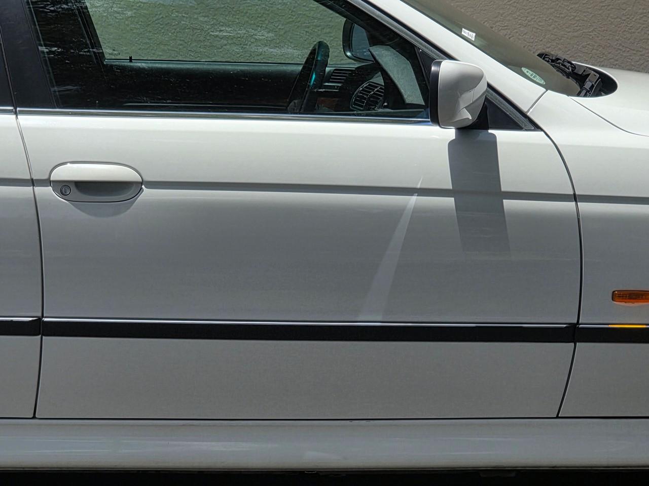 BMW 528i  2000