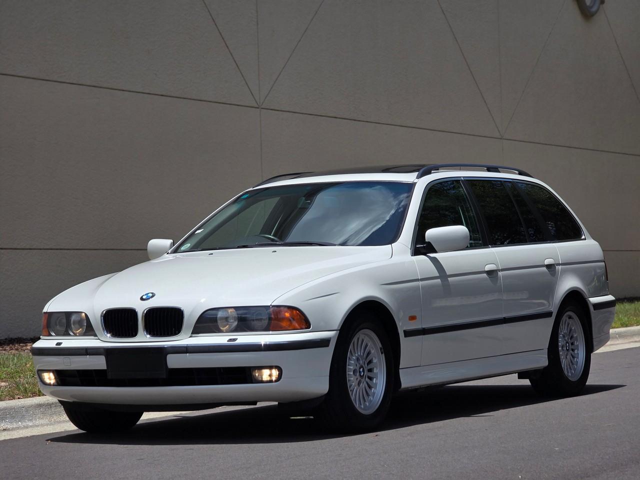 BMW 528i  2000
