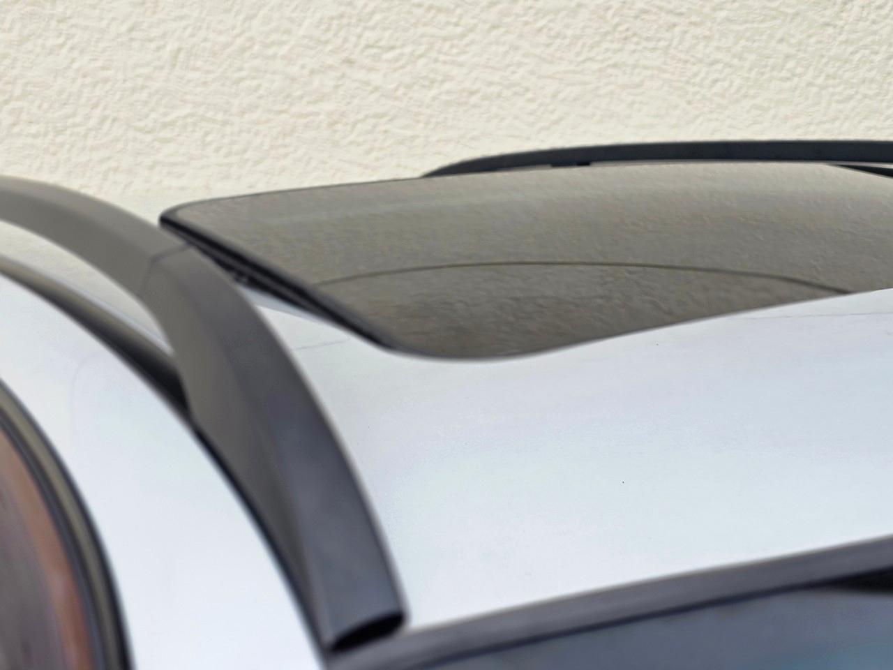 BMW 325i  2001