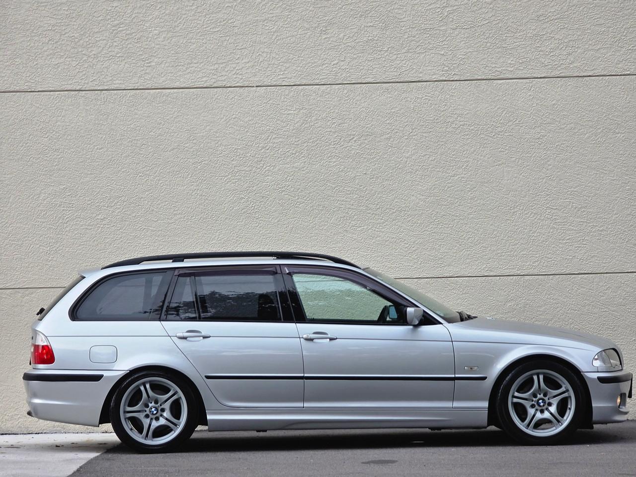 BMW 325i  2001