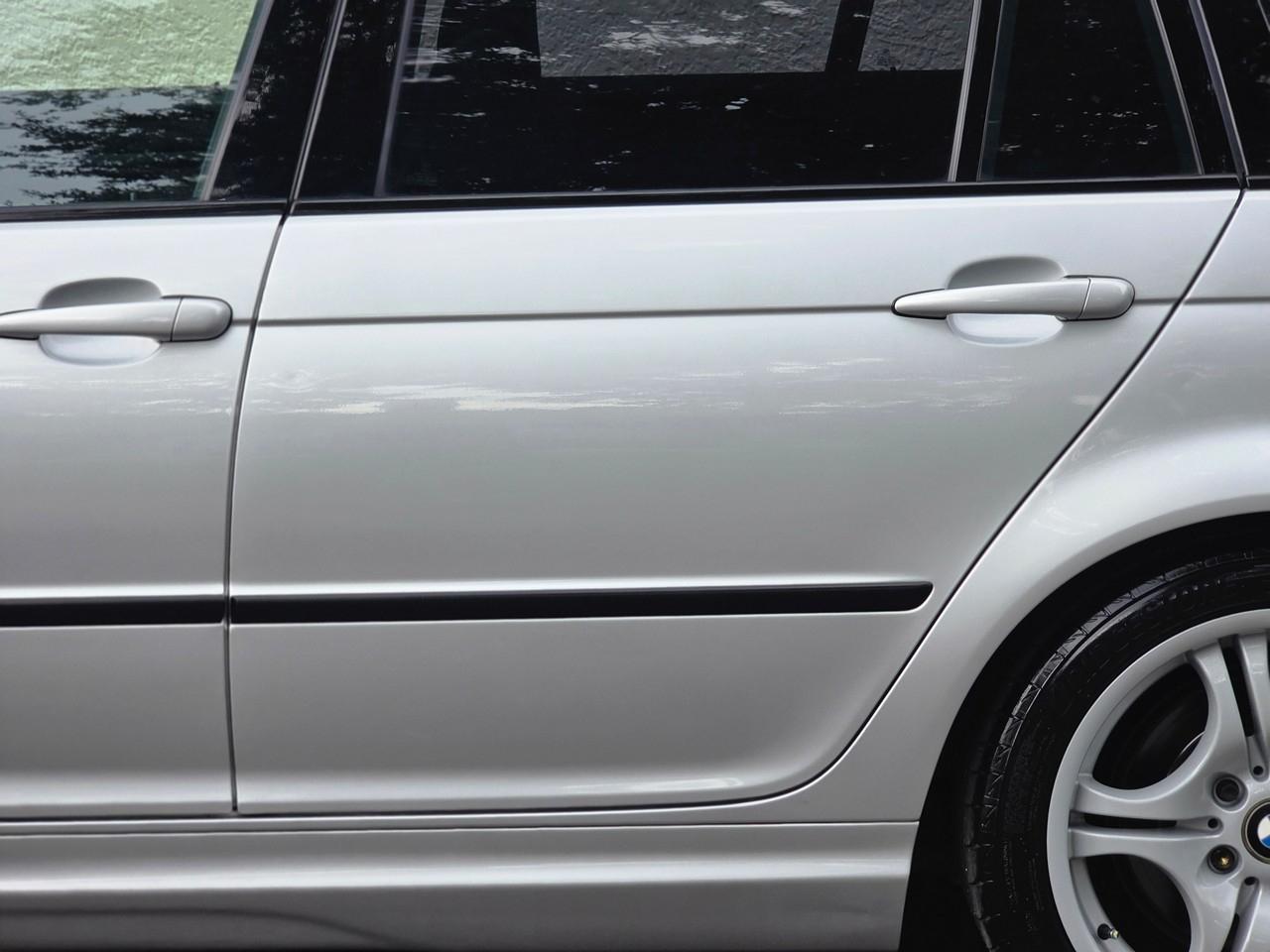 BMW 325i  2001