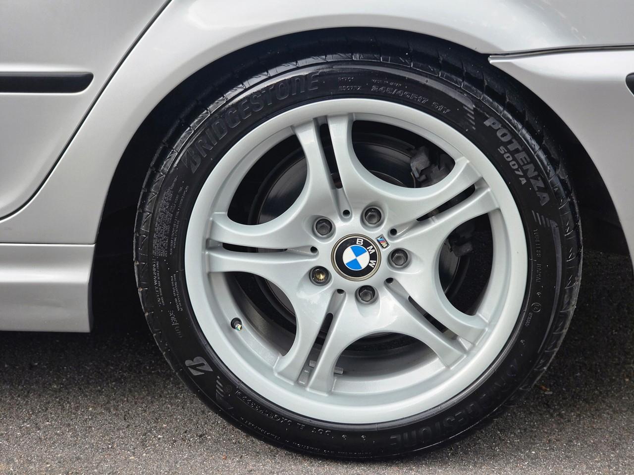 BMW 325i  2001