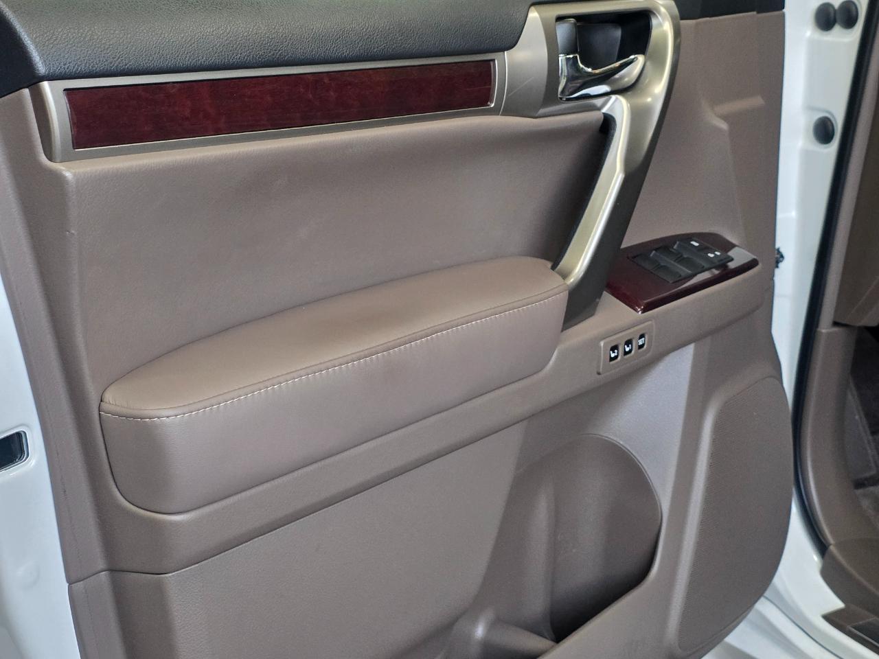 Lexus GX 460 Base 2015