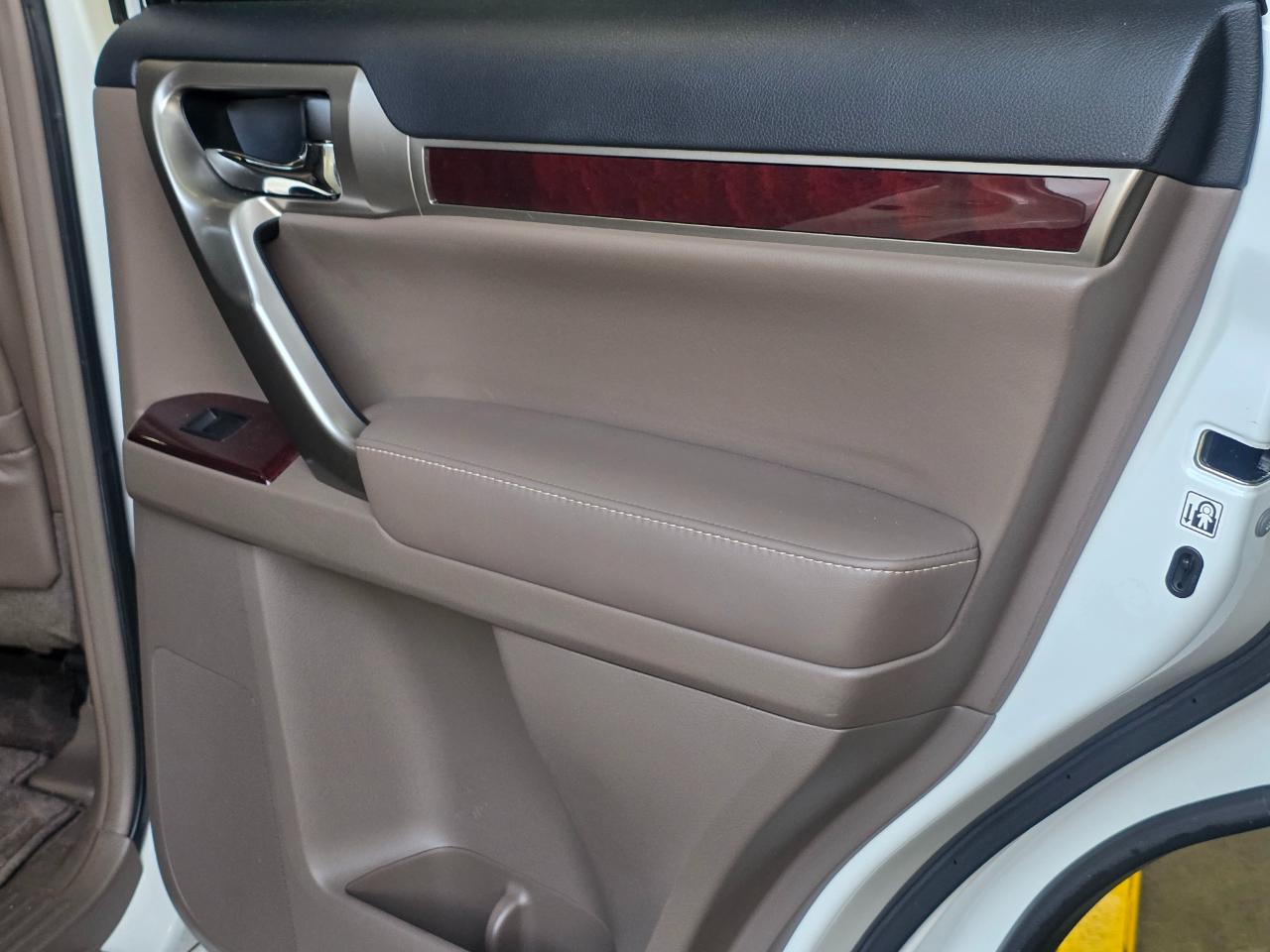 Lexus GX 460 Base 2015