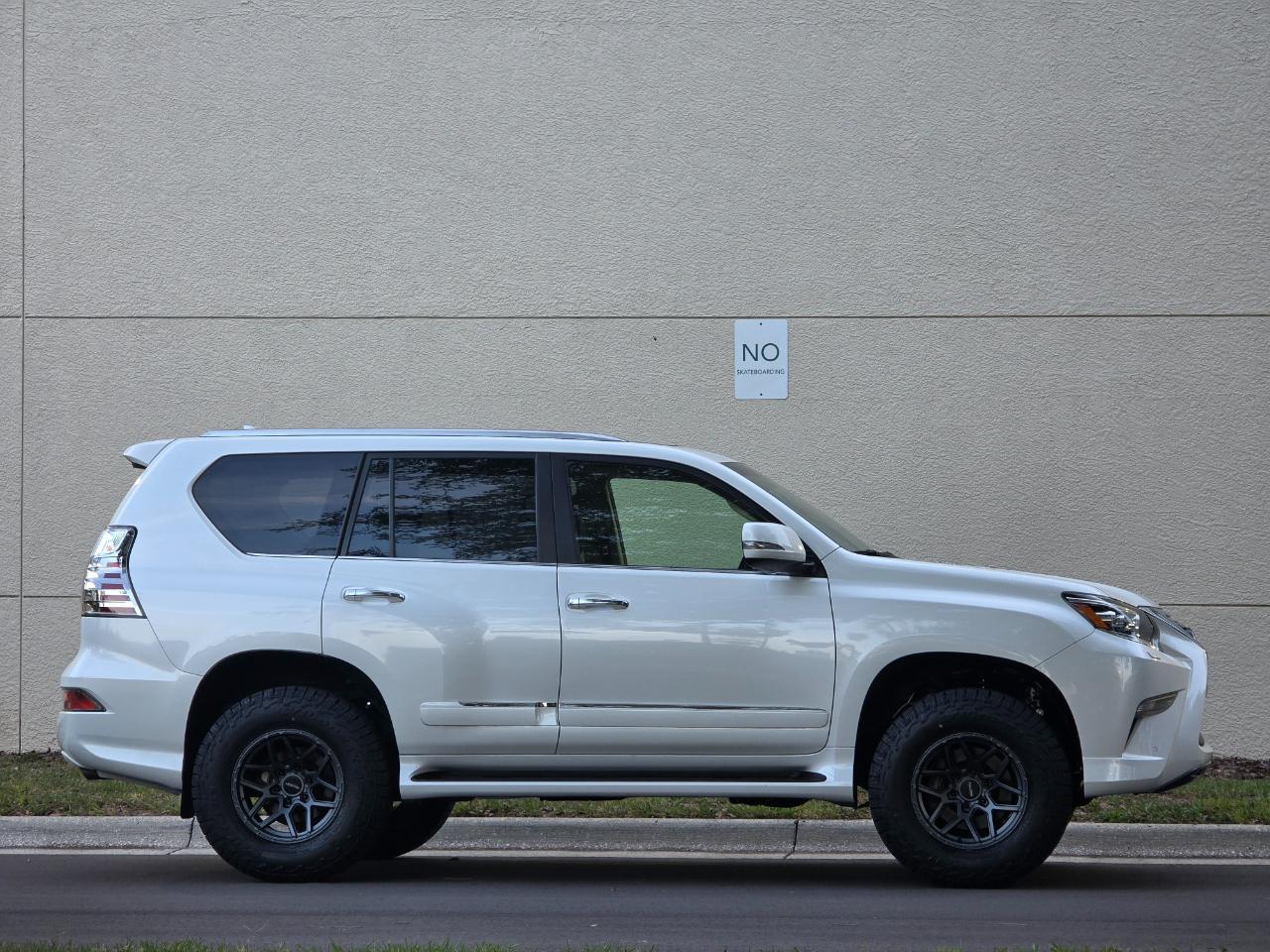 Lexus GX 460 Base 2015