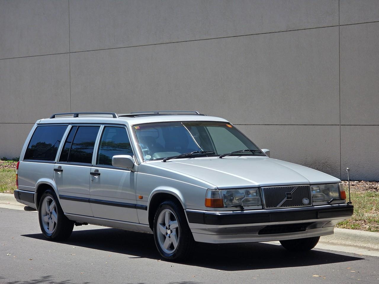 Volvo 940 Wagon  1997