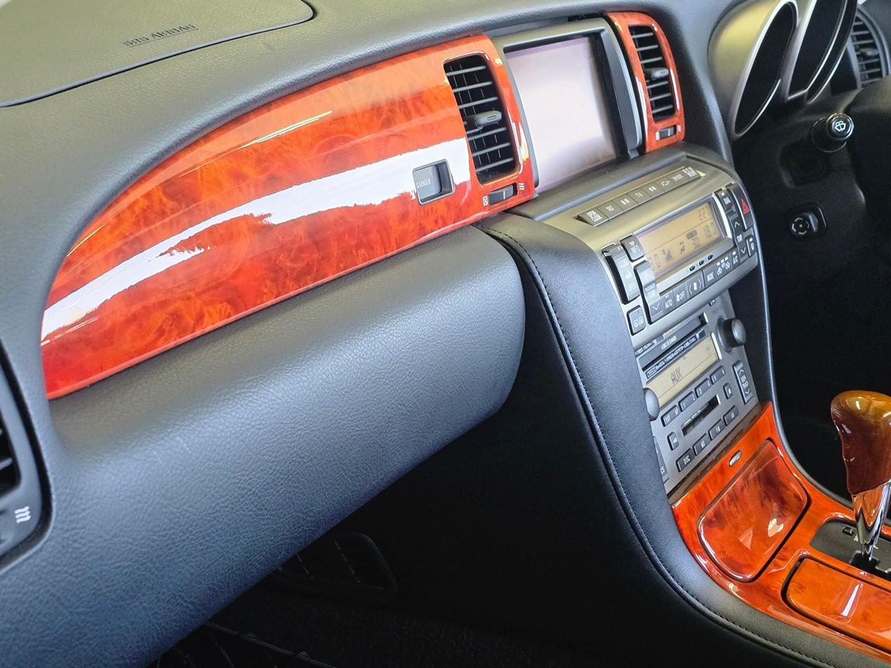 Toyota Soarer  2001