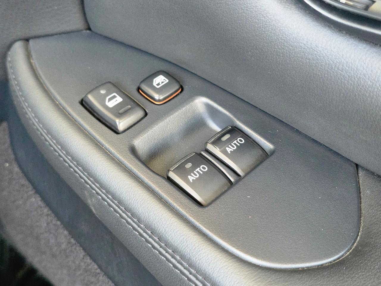 Toyota Soarer  2001