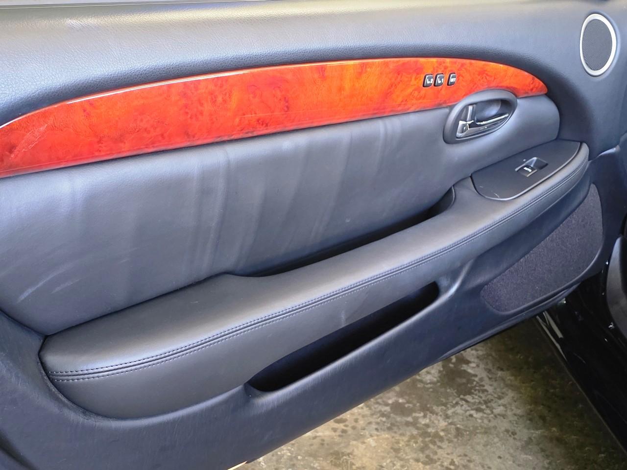 Toyota Soarer  2001