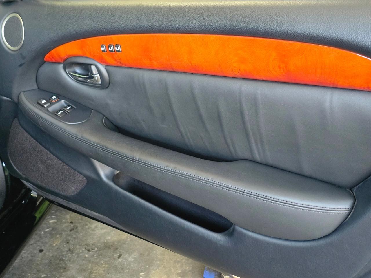 Toyota Soarer  2001