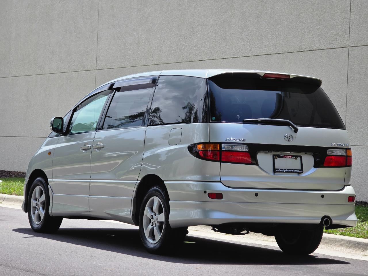Toyota Estima  2000
