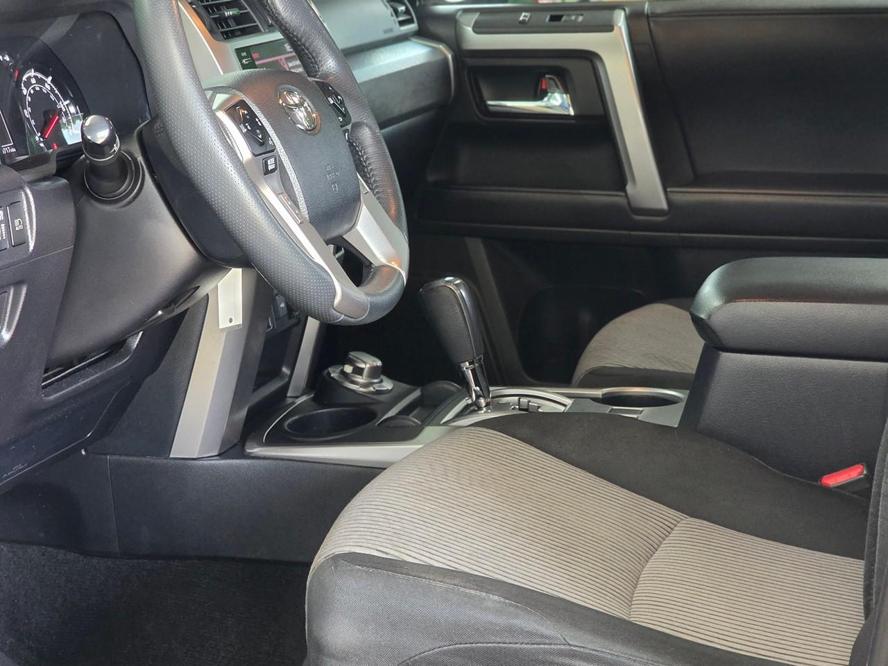 Toyota 4Runner  2020