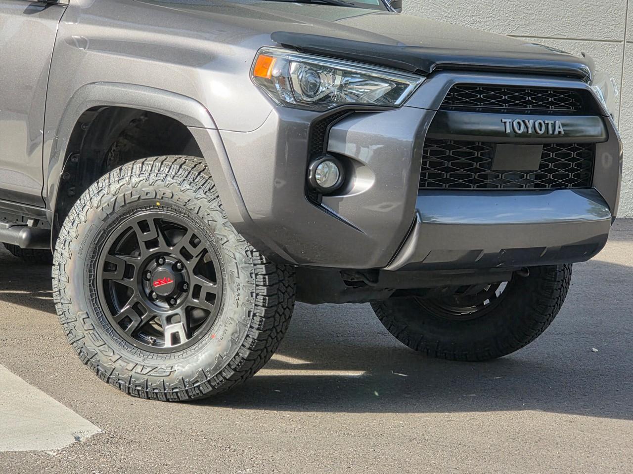 Toyota 4Runner  2020