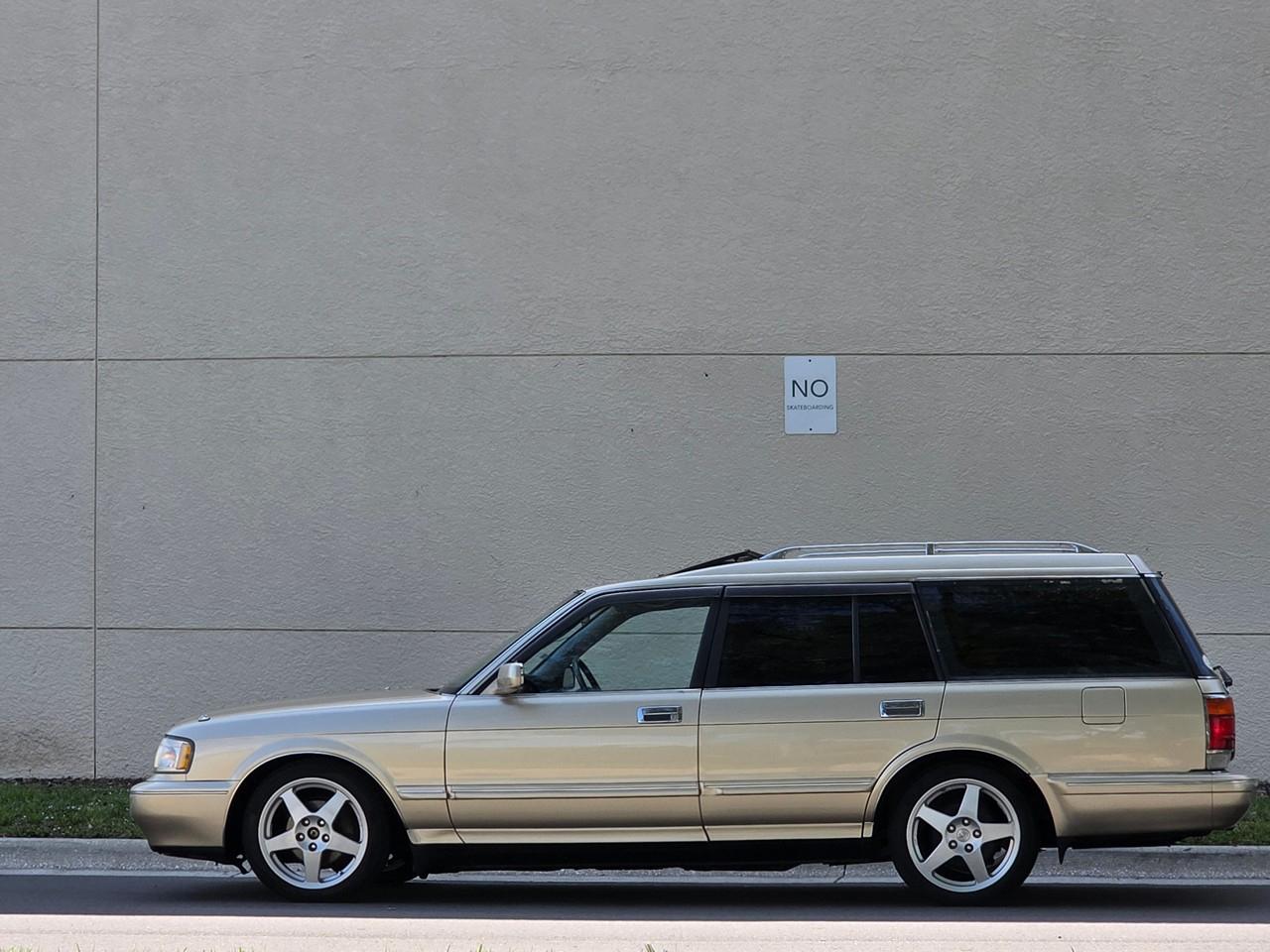 Toyota Crown  1994