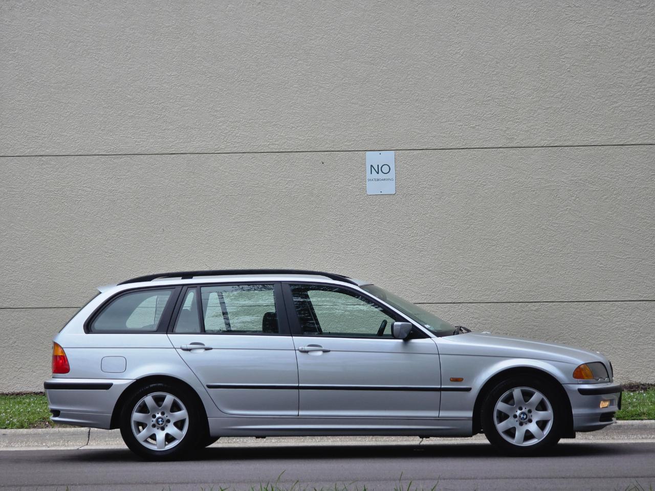 BMW 325i  2001