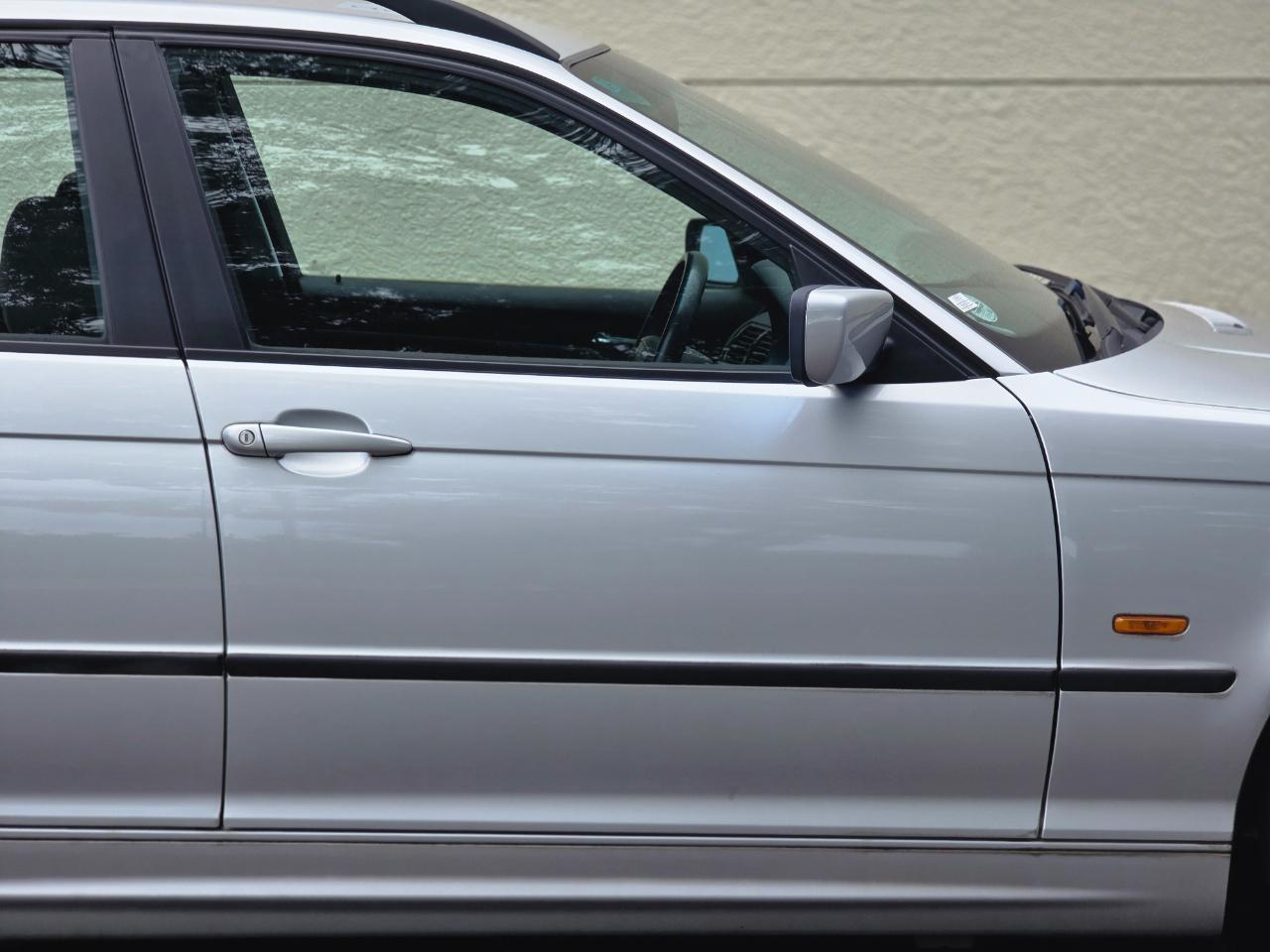 BMW 325i  2001