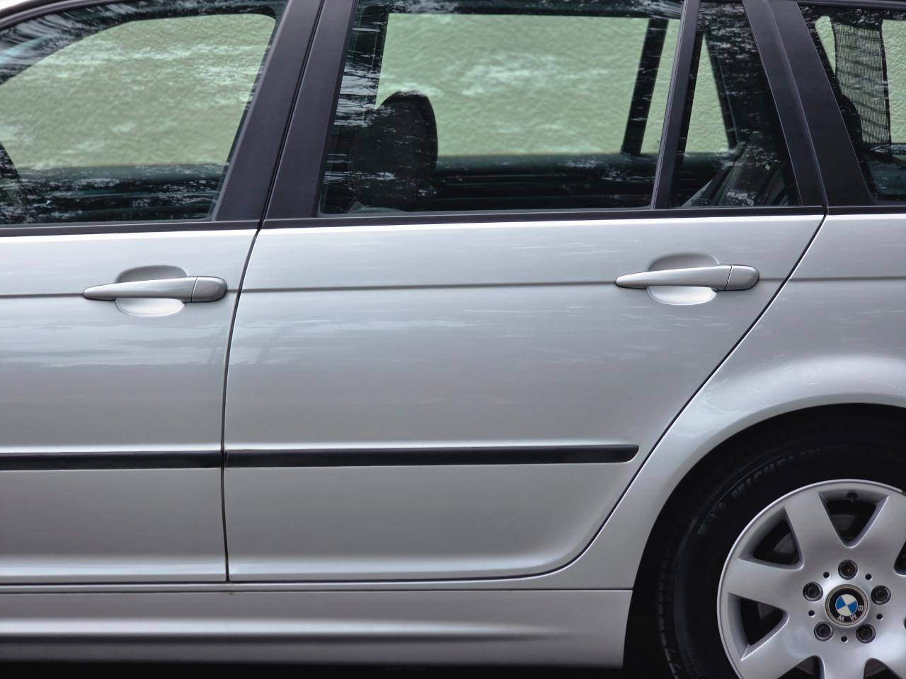 BMW 325i  2001