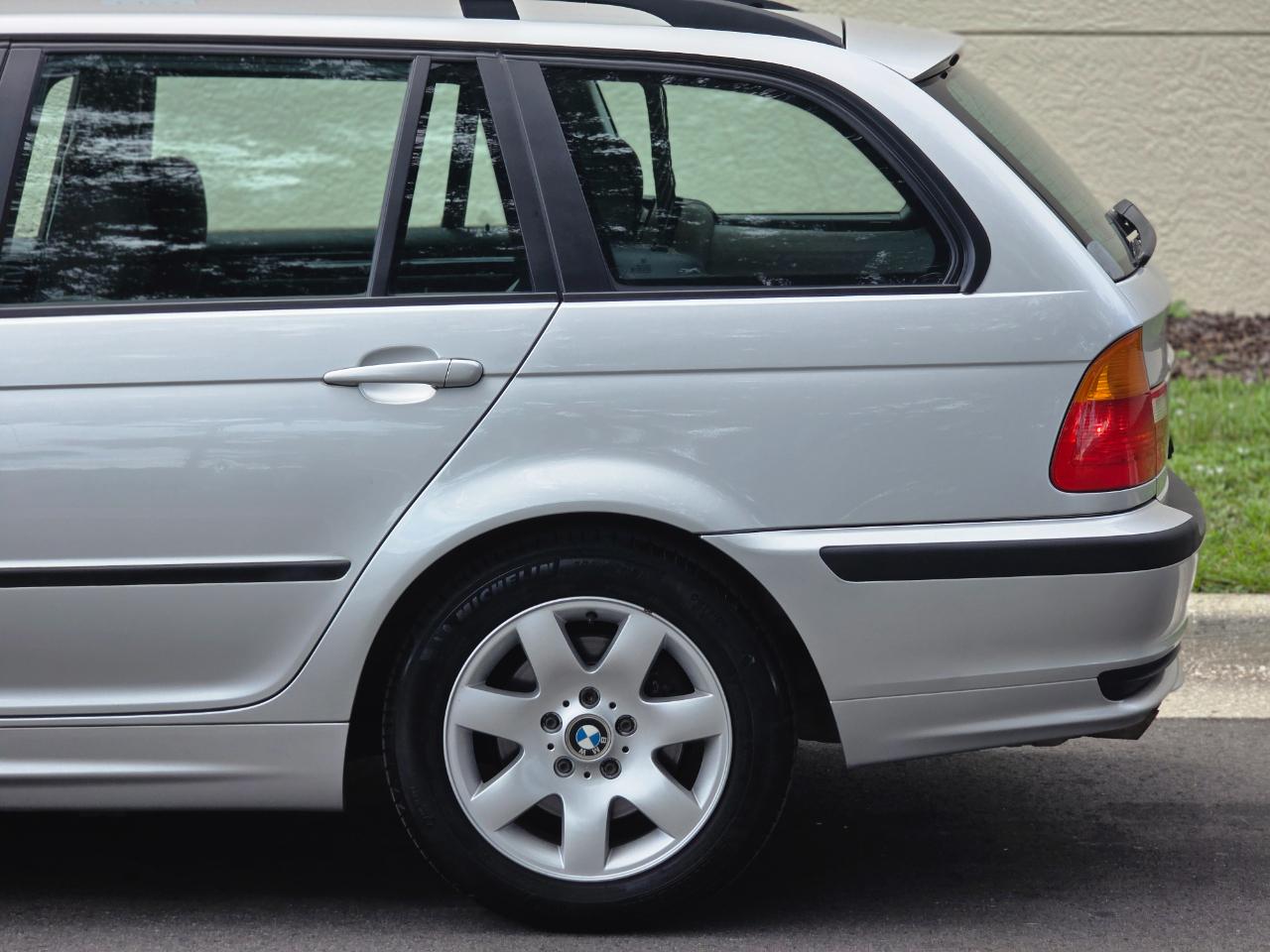 BMW 325i  2001